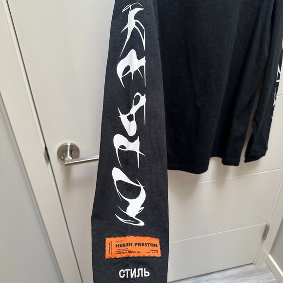 Heron Preston Mock Neck Brush Patterned Long Sleeve T-Shirt - Picture 6 of 10